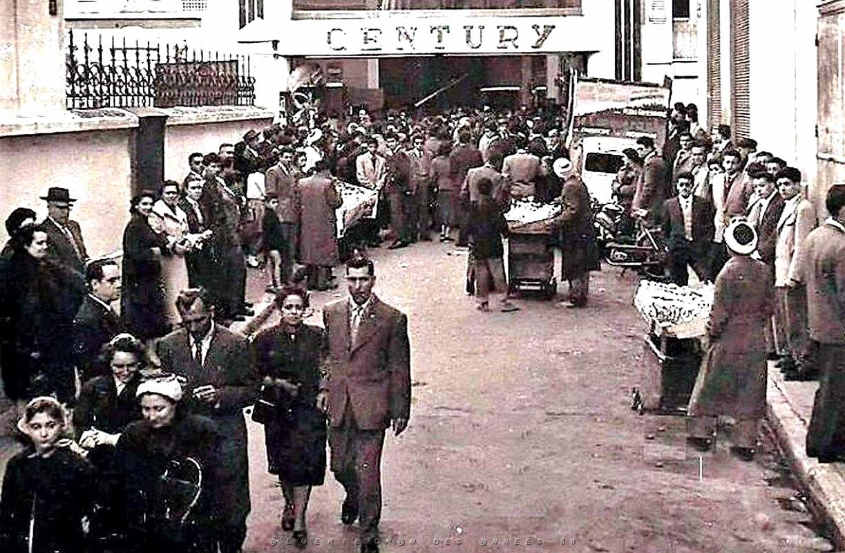 2189- Oran - Rue Schneider - Cinema2 Century.jpg